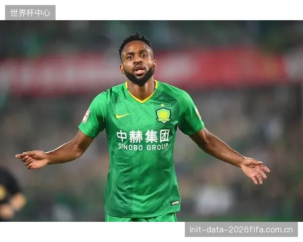 球队进攻方式相对单一,过于依赖巴坎布和维萨的个人能力。 球队进攻方式相对单一,过于依赖巴坎布和维萨的个人能力。